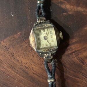 Vintage Monarch ladies watch